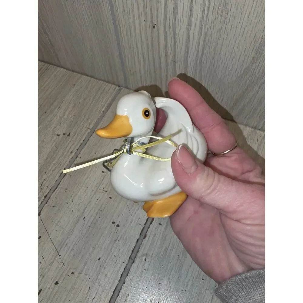 Vintage White Ceramic Duck Homco #1414 Easter Spring Decor Farmhouse Cottagecore